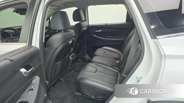 Hyundai The New Santa Fe 2022 Белый из Кореи, фото 2