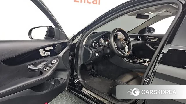 Mercedes-Benz C-Class W205 2020 Черный из Кореи, фото 2