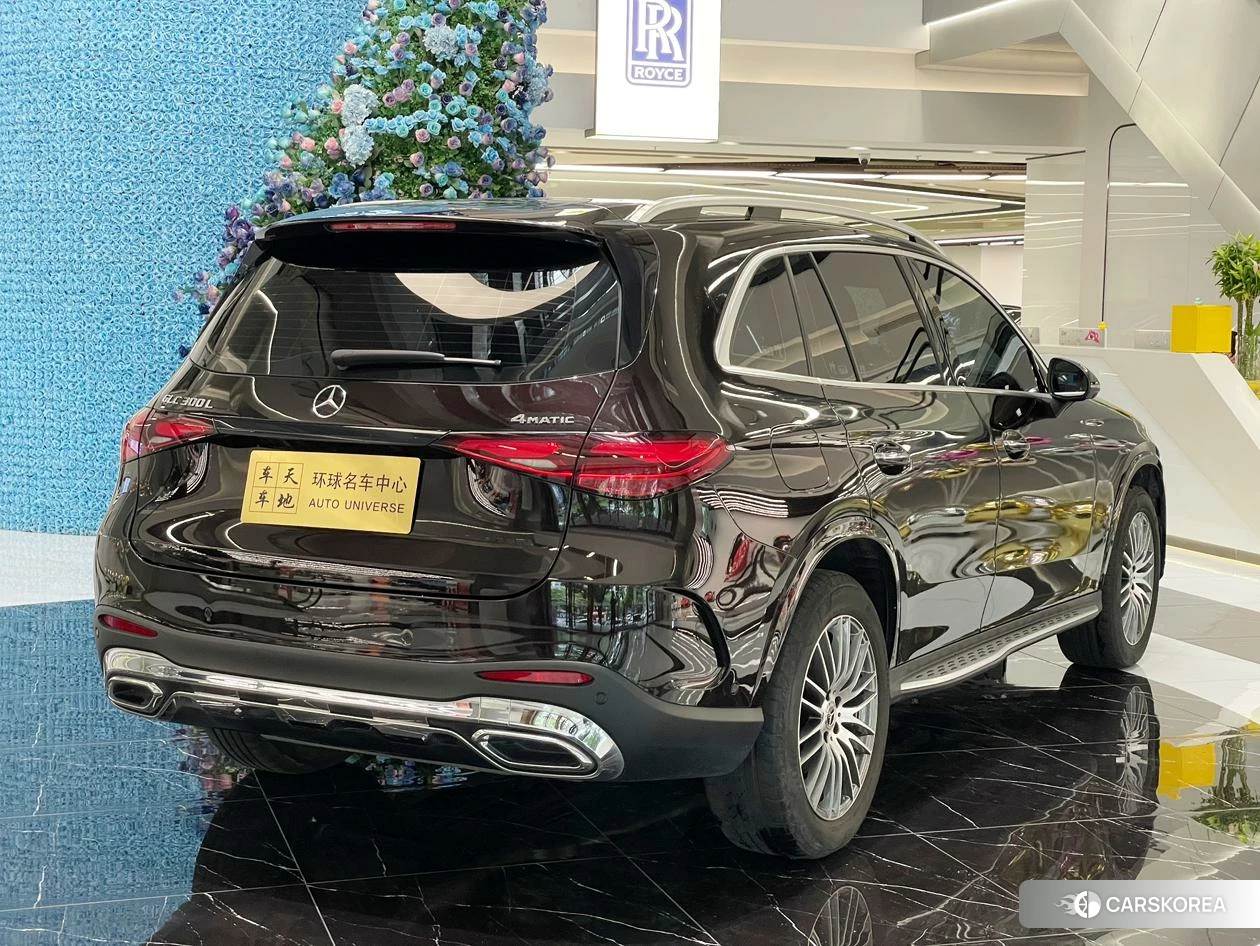Mercedes-Benz GLC 2023 Коричневый из Китая, фото 2