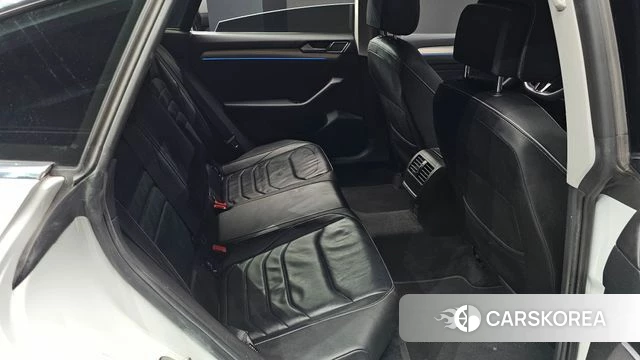 Volkswagen Arteon 2019 Белый из Кореи, фото 2