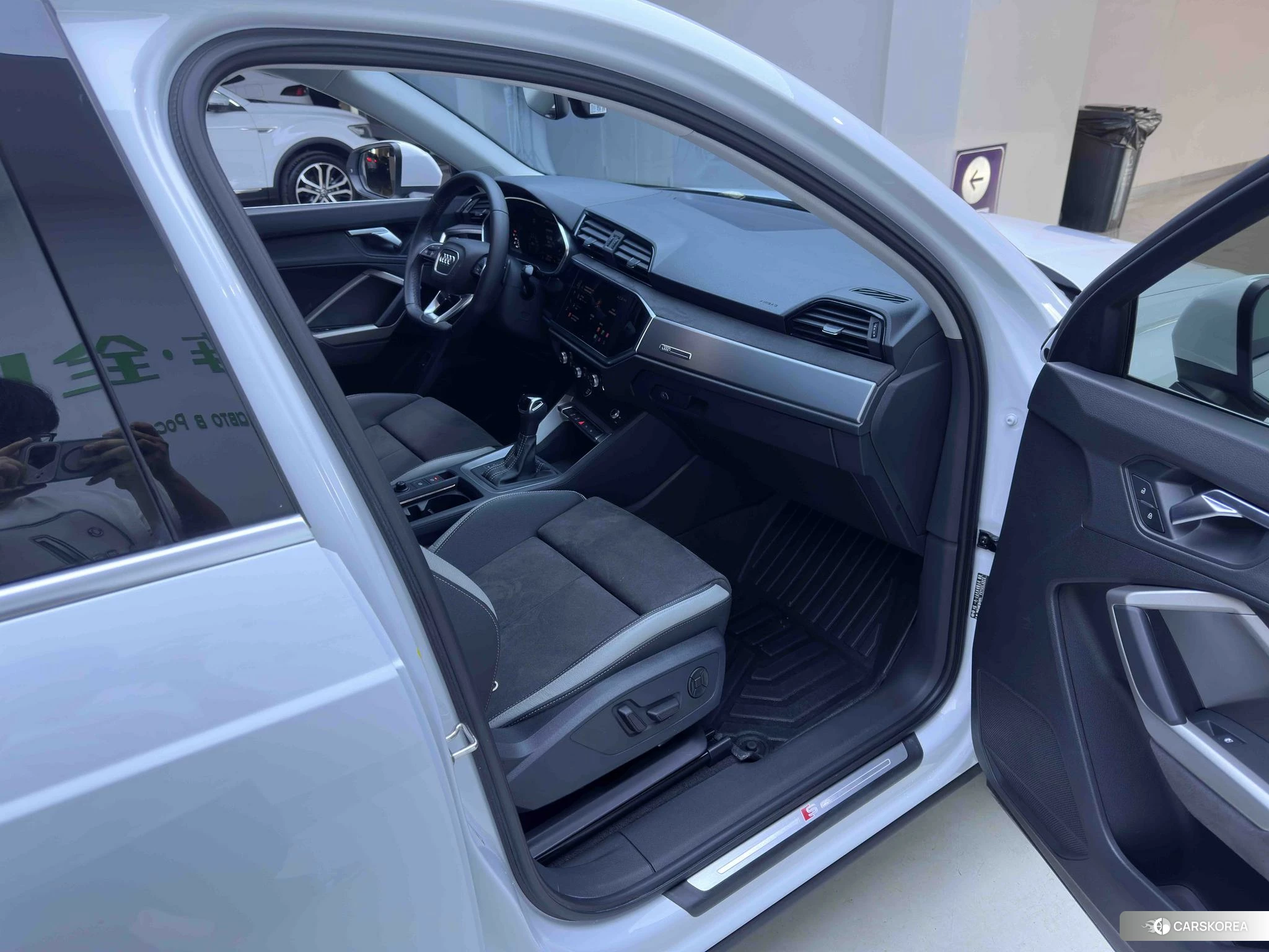 Audi Q3 2022 Белый из Китая, фото 2