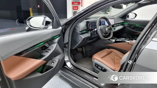 BMW 5 Series (G60) id 2888997 из Кореи 2