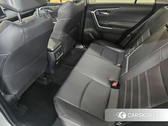 Toyota RAV4 5th Generation 2025 Белый из Кореи, фото 2