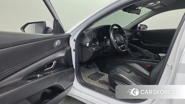 Hyundai Avante (CN7) 2022 Белый из Кореи, фото 2