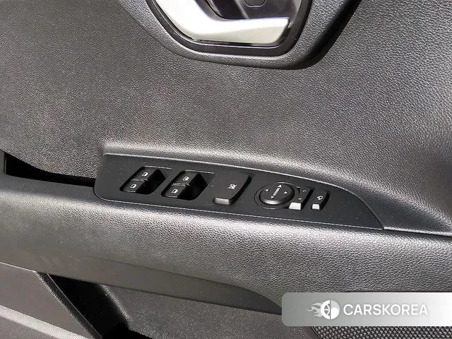 Kia Stonic 2018 Синий из Кореи, фото 2