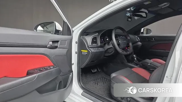 Hyundai Avante AD 2018 Белый из Кореи, фото 2