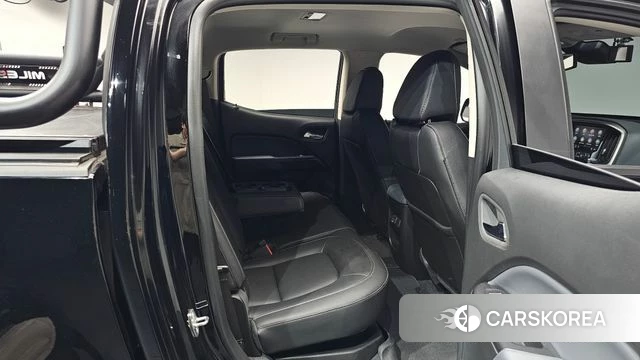 Chevrolet (GM Daewoo) Real New Colorado 2022 Черный из Кореи, фото 2