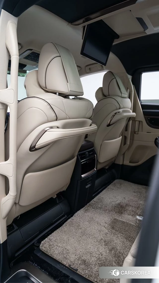 Toyota Elfa 2024 Белый из Китая, фото 2