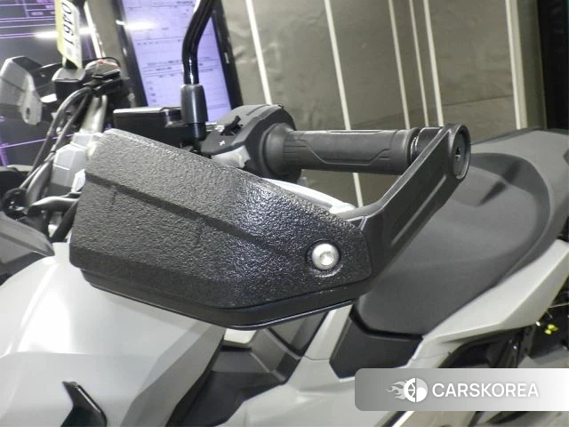 Проданный Honda X-ADV 750 2025 из Японии