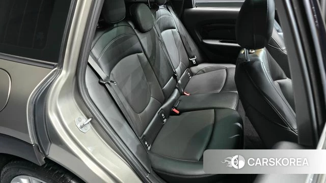 Mini Cooper Clubman 2018 Серебристо-серый из Кореи, фото 2