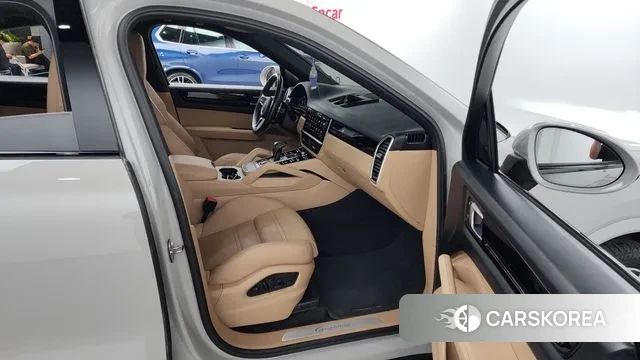 Porsche Cayenne (PO536) 2022 Серебристо-серый из Кореи, фото 2