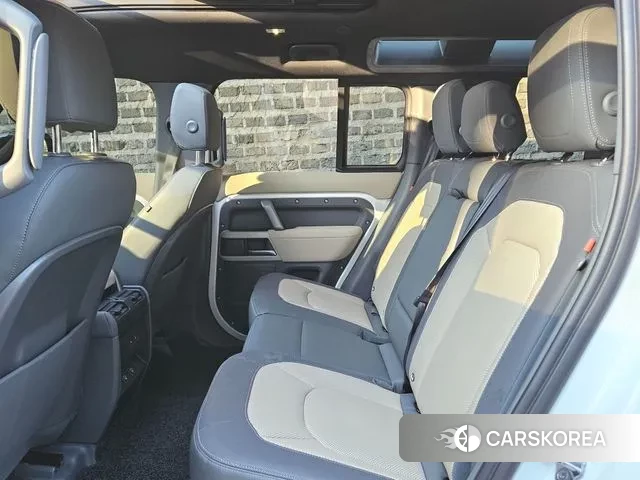 Land Rover Defender (L663) 2022 Белый из Кореи, фото 2