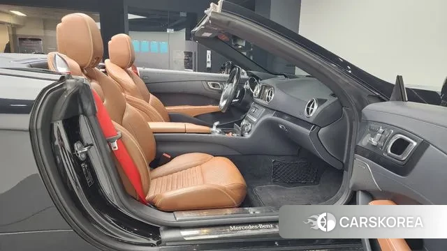 Mercedes-Benz New SL-Class 2019 Черный из Кореи, фото 2