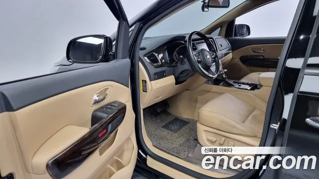 Kia The New Carnival 2020 Черный из Кореи, фото 2