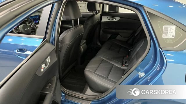 Kia The New K3 2nd generation 2022 Синий из Кореи, фото 2