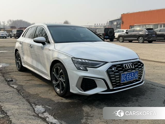 Audi A3 2021 Белый из Китая, фото 2