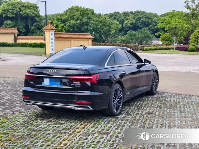 Audi A6L 2022 Черный из Китая, фото 2