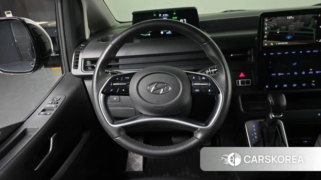 Hyundai Staria 2023 Серый из Кореи, фото 2