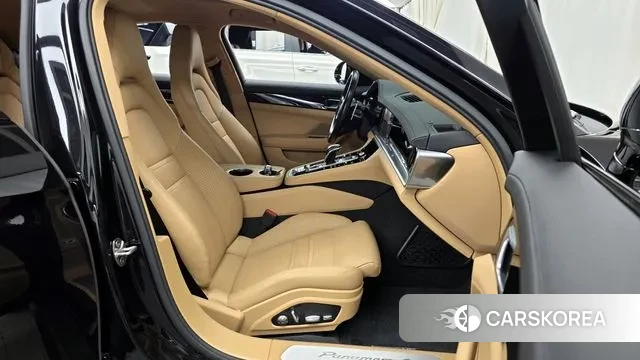 Porsche Panamera (971) 2021 Черный из Кореи, фото 2