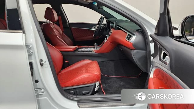 Genesis The New G70 2021 Белый из Кореи, фото 2