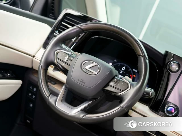 Lexus LM 2023 Черный из Китая, фото 2