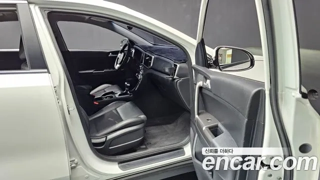 Kia Sportage The Bold 2018 Белый из Кореи, фото 2