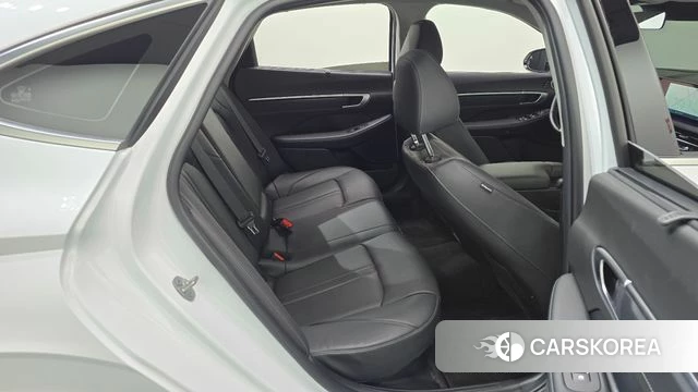 Hyundai Sonata D Edge Hybrid (DN8) 2025 Белый из Кореи, фото 2