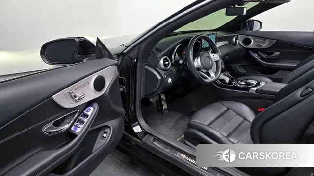 Mercedes-Benz C-Class W205 2019 Черный из Кореи, фото 2