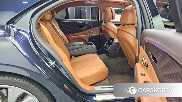 Bentley Flying Spur 3rd Generation 2021 Синий из Кореи, фото 2