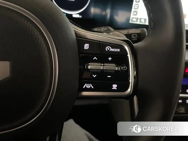 Kia Carnival 4th generation 2023 Белый из Кореи, фото 2