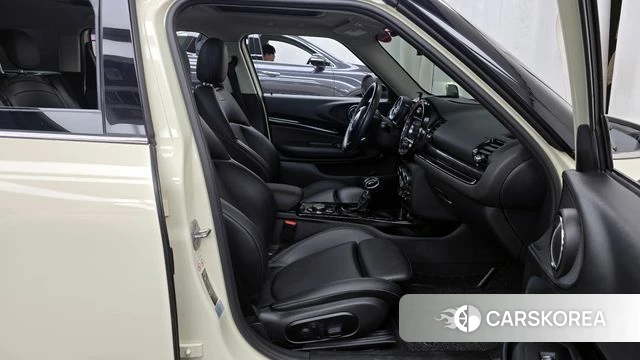 Mini Cooper D Clubman 2018 Жемчужный цвет из Кореи, фото 2