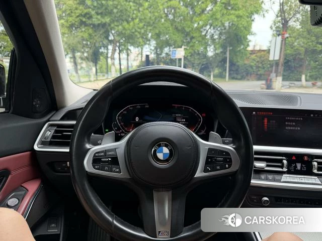 BMW 3 series 2022 Черный из Китая, фото 2