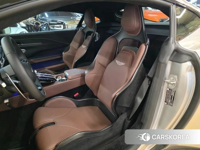 Aston Martin Vantage 2nd Generation 2025 Серебристо-серый из Кореи, фото 2