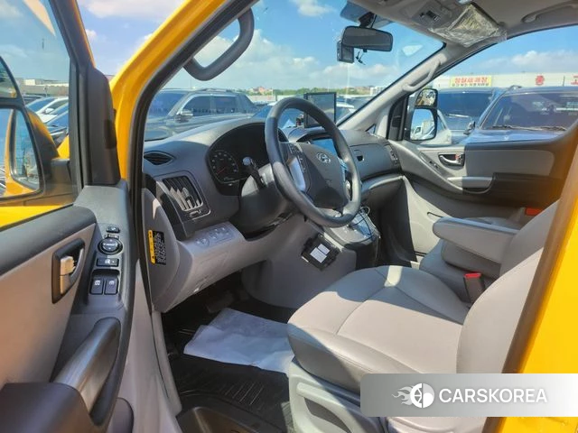 Hyundai The New Grand Starex 2021 Желтый из Кореи, фото 2