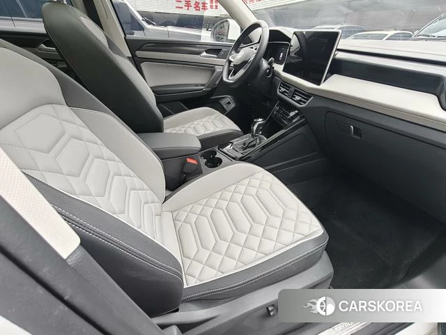 Volkswagen Tanyue 2024 Белый из Китая, фото 2