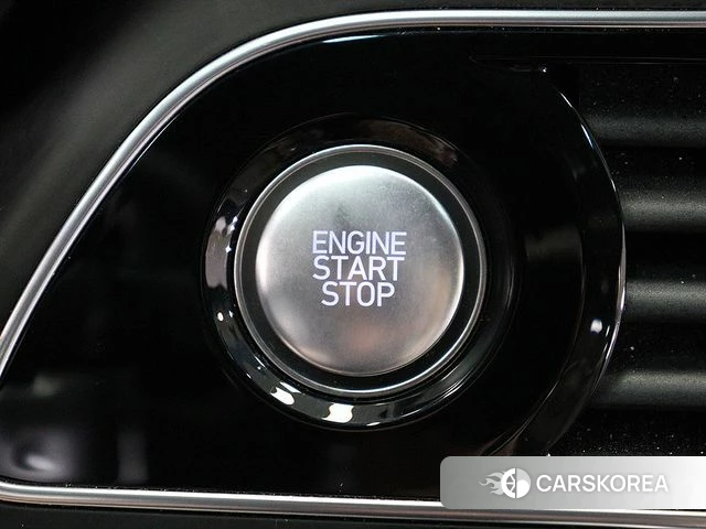 Genesis The New G70 2022 Белый из Кореи, фото 2