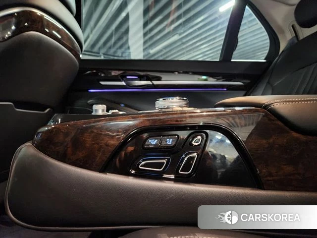 Genesis G90 2021 Черный из Кореи, фото 2