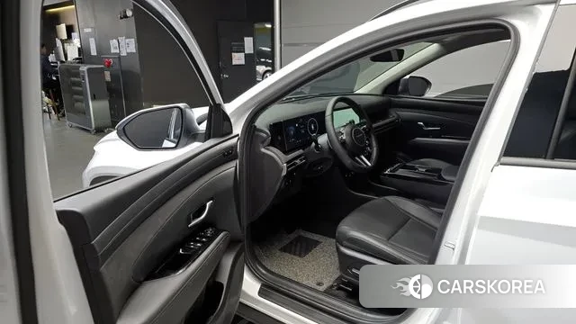 Hyundai The New Tucson (NX4) 2024 Белый из Кореи, фото 2