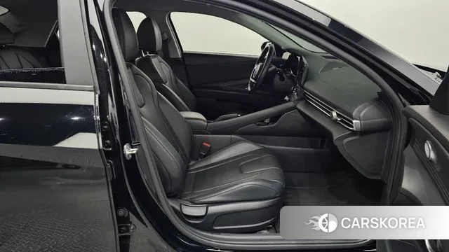 Hyundai Avante (CN7) 2021 Черный из Кореи, фото 2