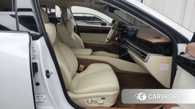 Hyundai Grandeur Hybrid (GN7) 2025 Белый из Кореи, фото 2