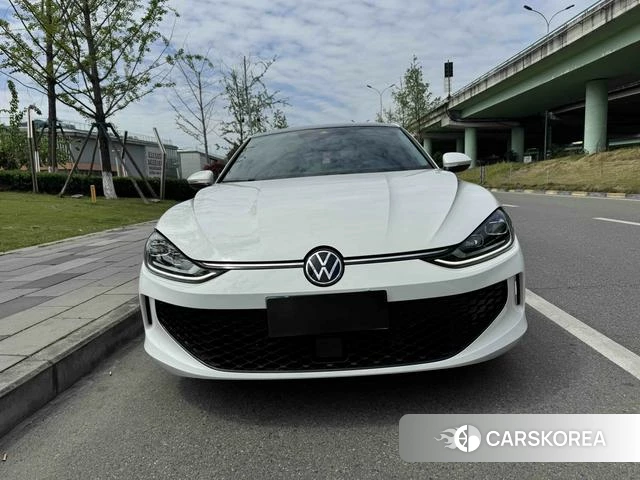 Volkswagen Lingdu 2023 Белый из Китая, фото 2