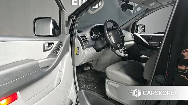 Hyundai The New Grand Starex 2020 Черный из Кореи, фото 2