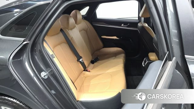 Kia K5 3rd generation 2021 Серый из Кореи, фото 2