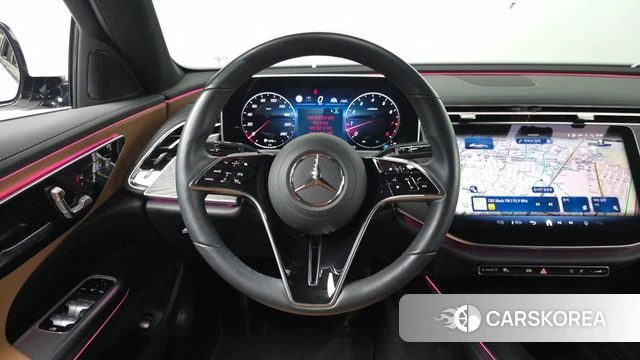 Mercedes-Benz E-Class W214 2024 Белый из Кореи, фото 2