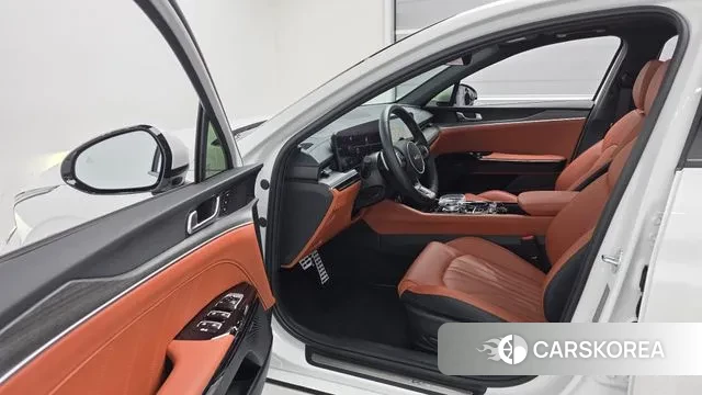 Kia The New K5 Hybrid 3rd generation 2025 Белый из Кореи, фото 2