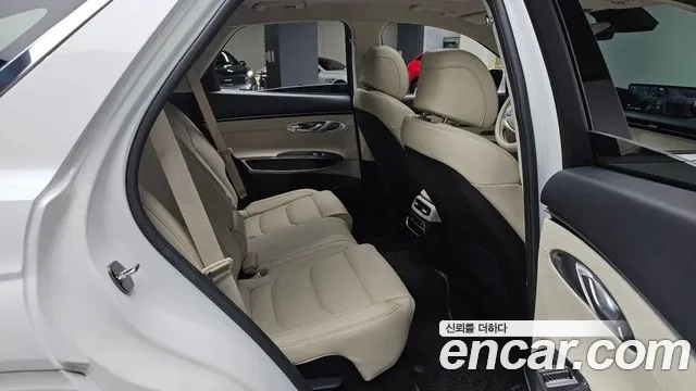 Genesis GV70 2021 Белый из Кореи, фото 2