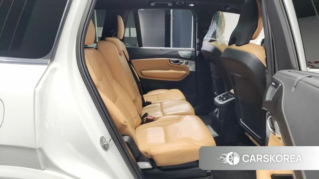 Volvo XC90 second Generation 2023 Белый из Кореи, фото 2