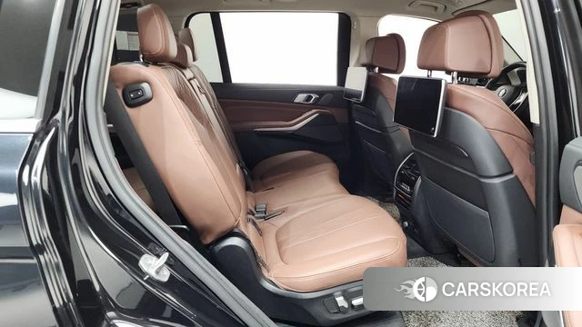 BMW X7 (G07) 2022 Черный из Кореи, фото 2