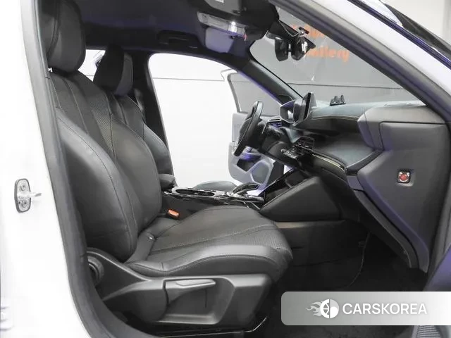 Peugeot 2008 Second generation 2021 Белый из Кореи, фото 2