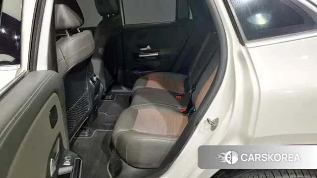 Mercedes-Benz EQA H243 2021 Белый из Кореи, фото 2